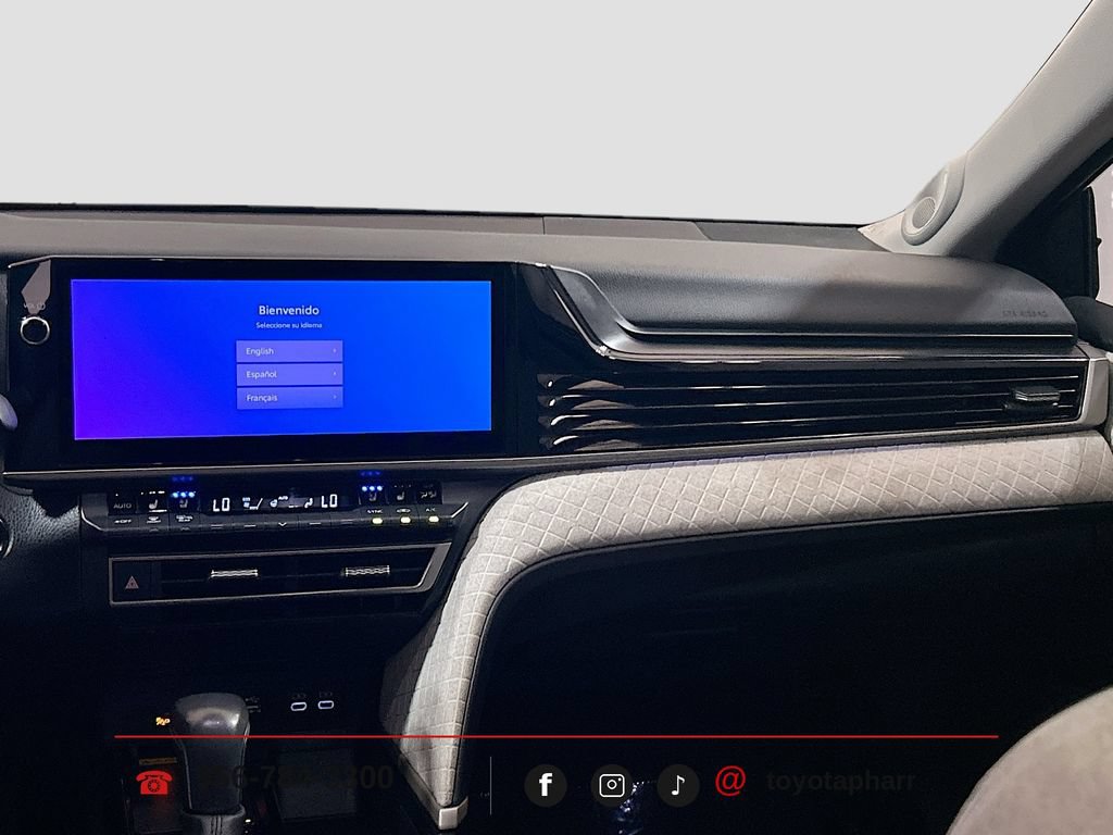Used 2025 Toyota Camry XLE w/ Premium Package FWD image 23