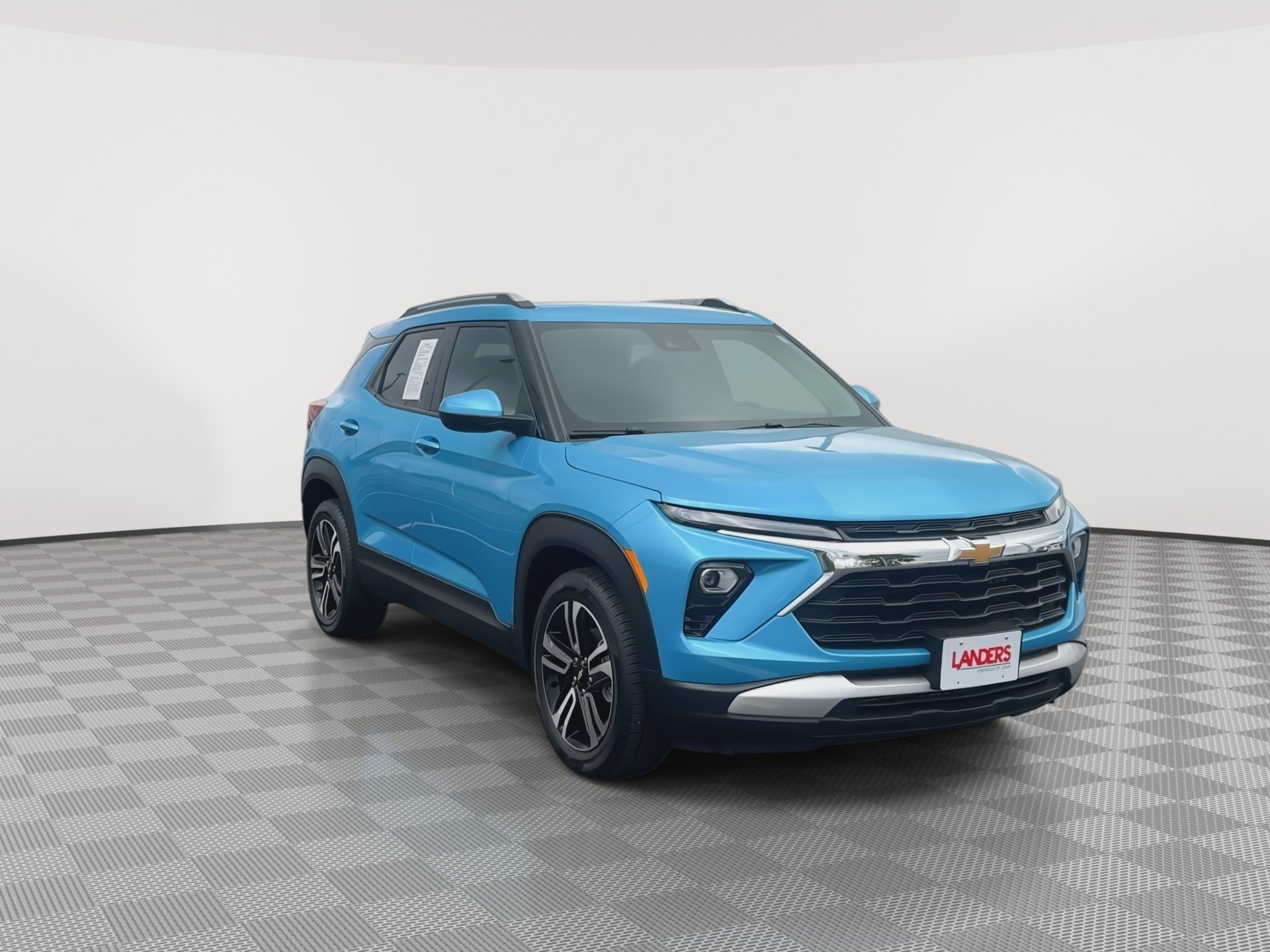 Certified 2026 Chevrolet TrailBlazer LT FWD image 2