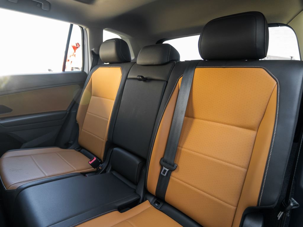 Used 2019 Volkswagen Tiguan SEL image 32