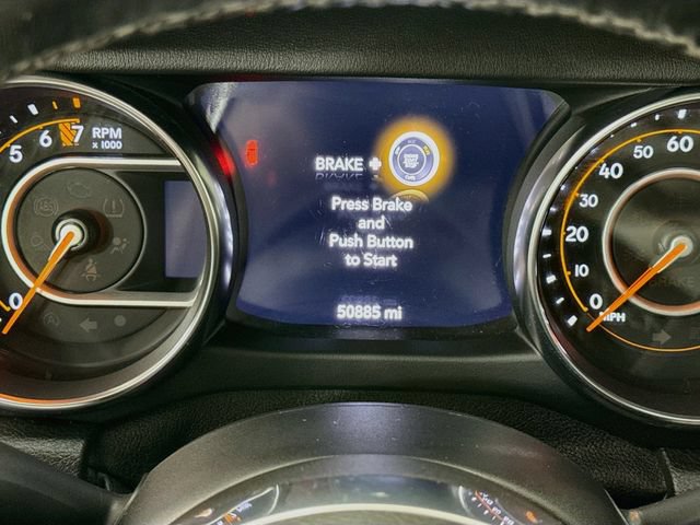 Used 2020 Jeep Wrangler Unlimited Sahara AWD/4WD image 12