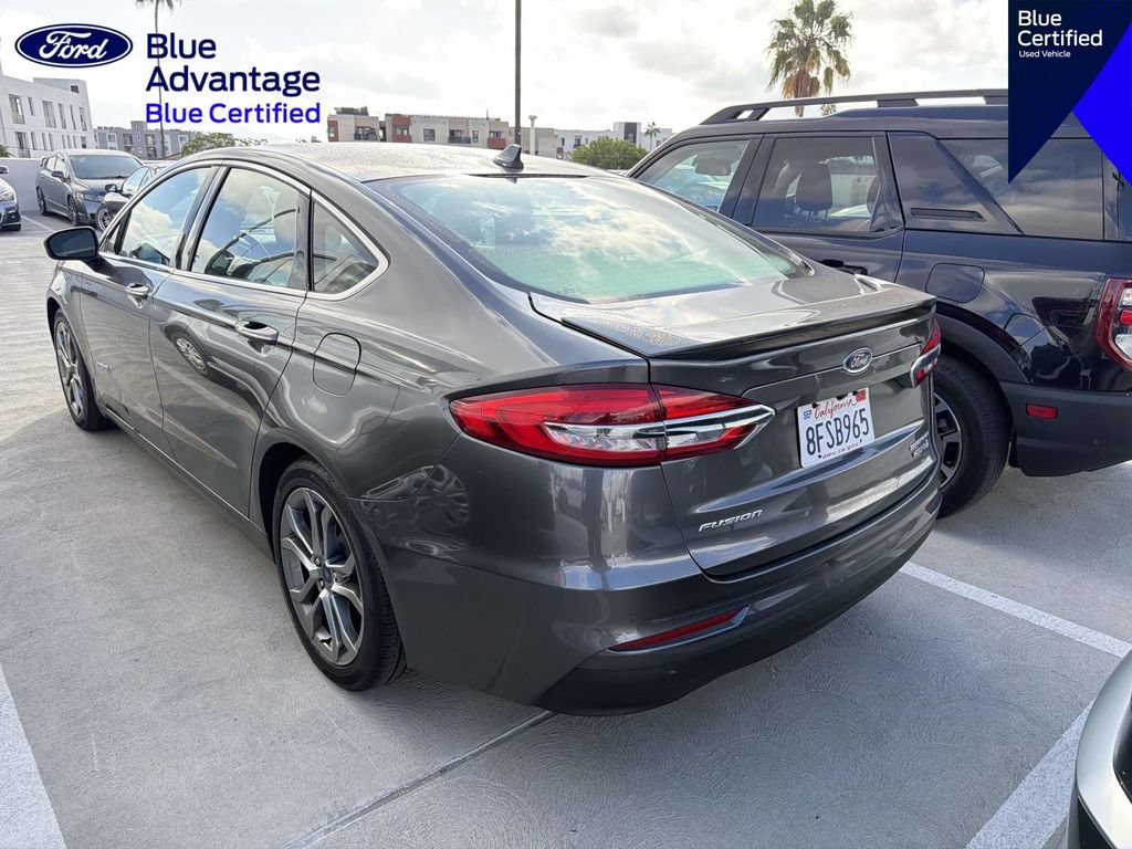 Used 2019 Ford Fusion Titanium FWD image 18
