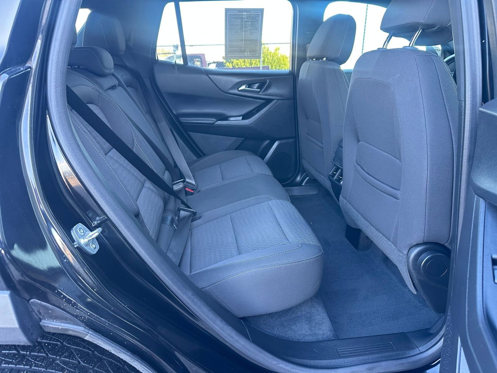 Used 2025 Chevrolet Equinox LT image 25