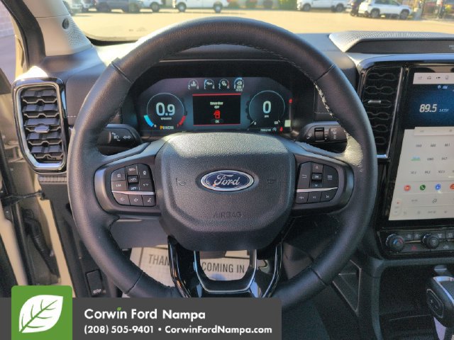 Used 2025 Ford Ranger Lariat w/ FX4 Off-Road Package AWD/4WD image 14