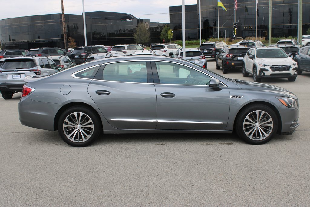 Used 2019 Buick LaCrosse Essence w/ Sun and Shade Package image 4