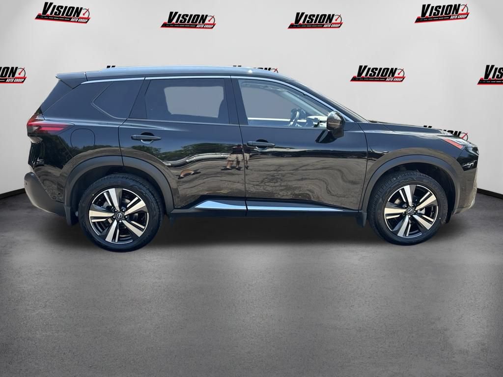 Certified 2023 Nissan Rogue Platinum w/ Platinum Premium Package AWD/4WD image 4