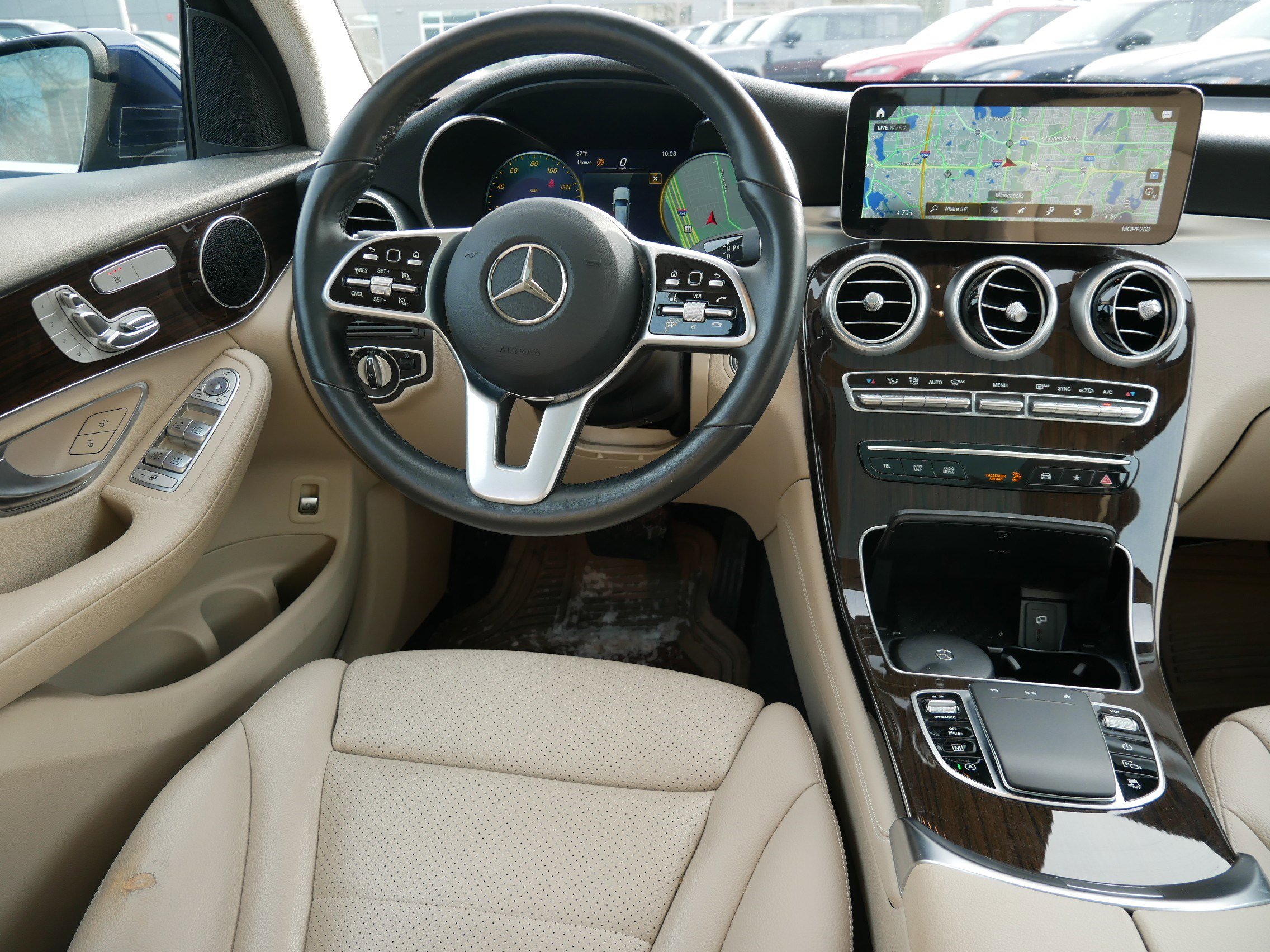 Used 2020 Mercedes-Benz GLC 300 4MATIC image 19