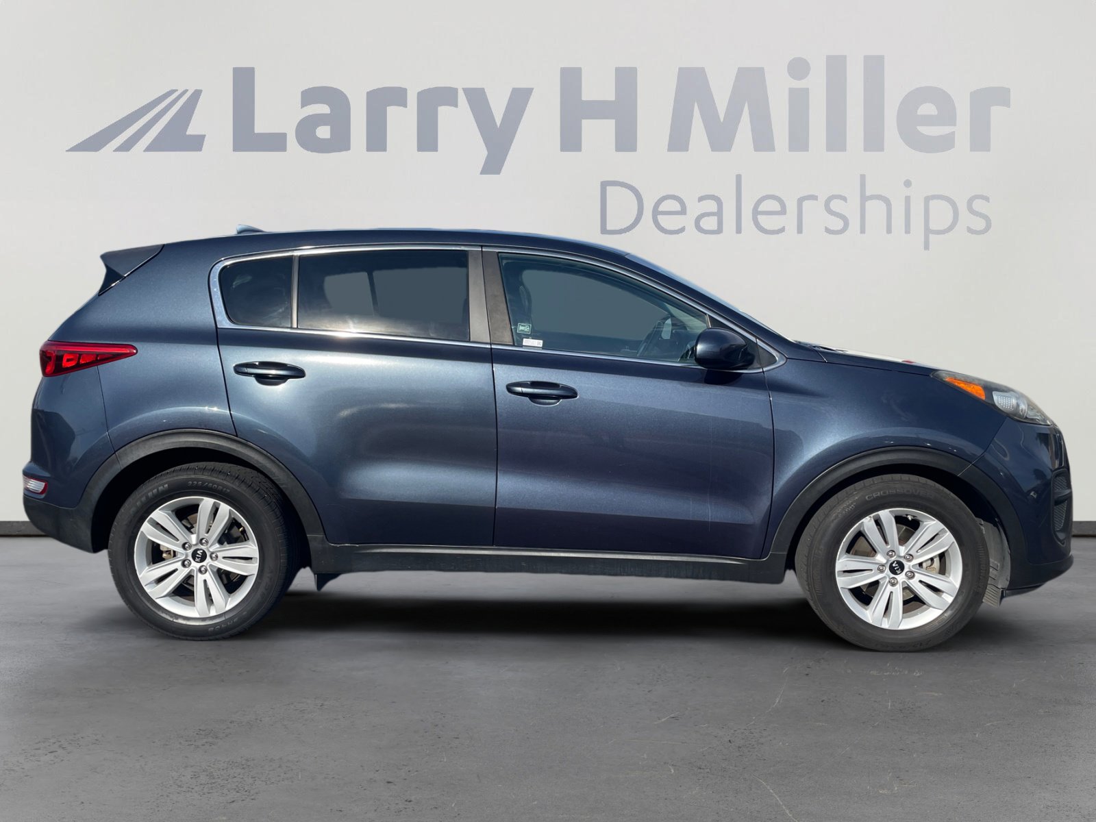 Used 2018 Kia Sportage LX image 6