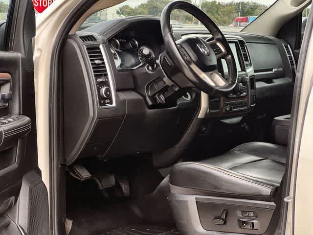 Used 2017 RAM 2500 Laramie AWD/4WD image 3