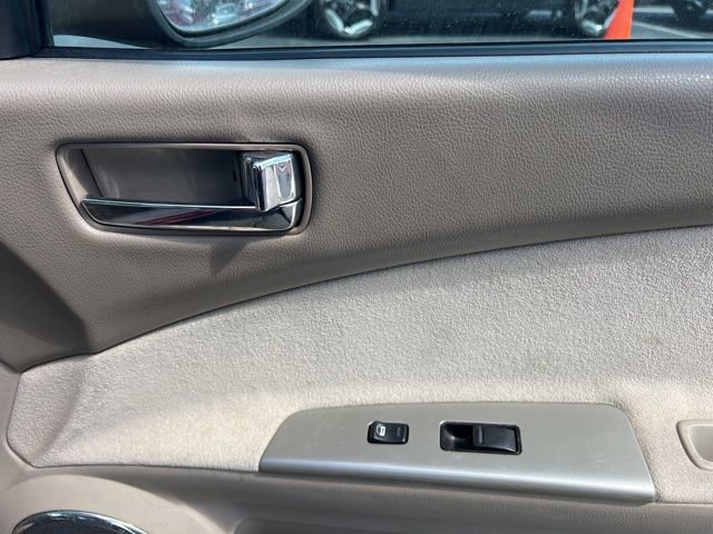 Used 2005 Nissan Altima 2.5 S w/ (S02) Side Airbags Pkg FWD image 26