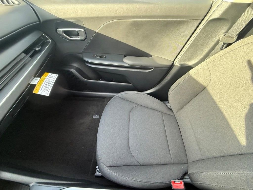 New 2026 Kia K4 LX image 22