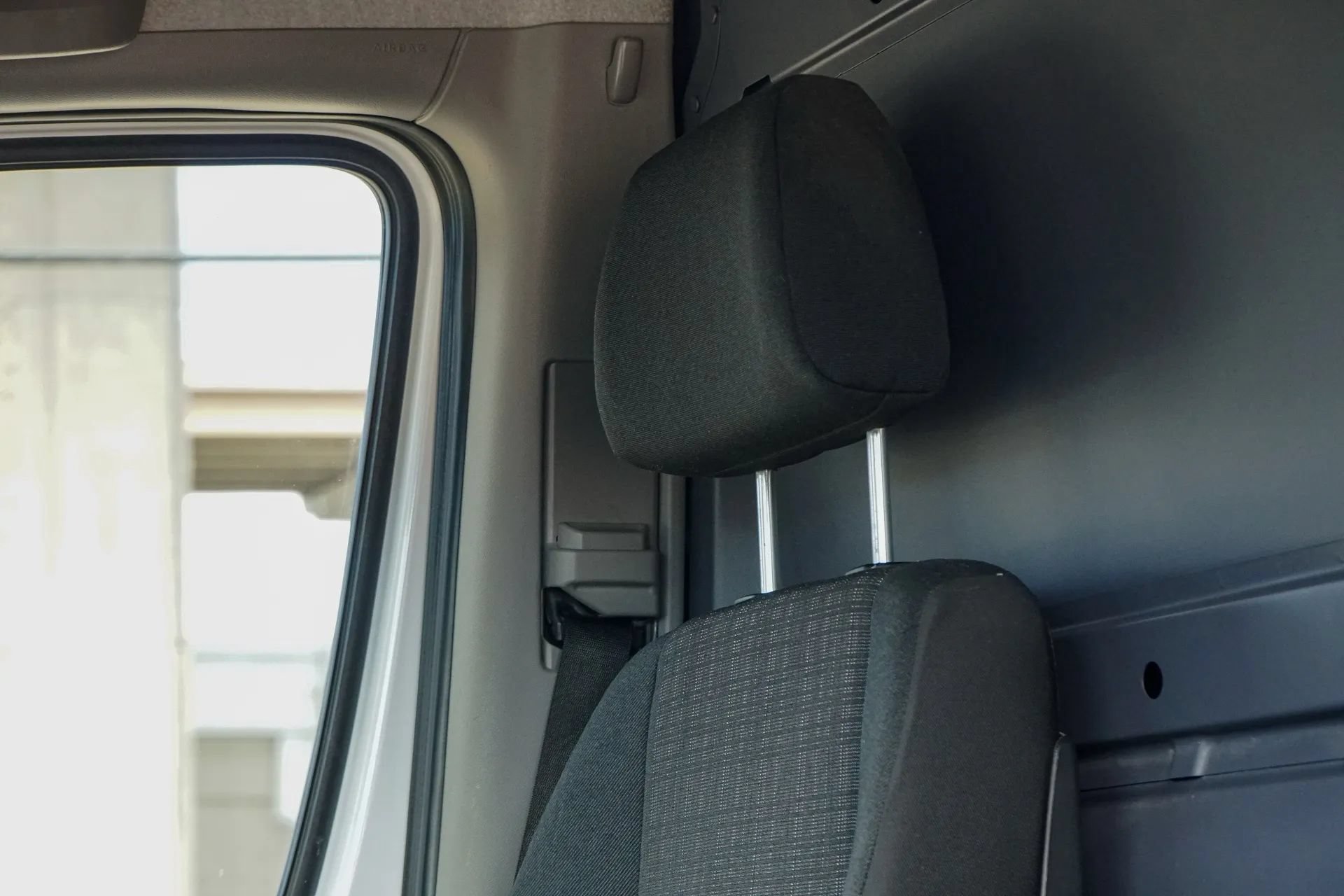 Used 2016 Mercedes-Benz Sprinter 2500 image 16