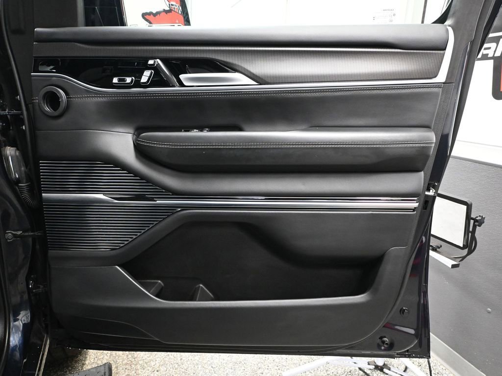 Used 2024 Jeep Grand Wagoneer L Series II w/ Quick Order Packagew 28T image 52