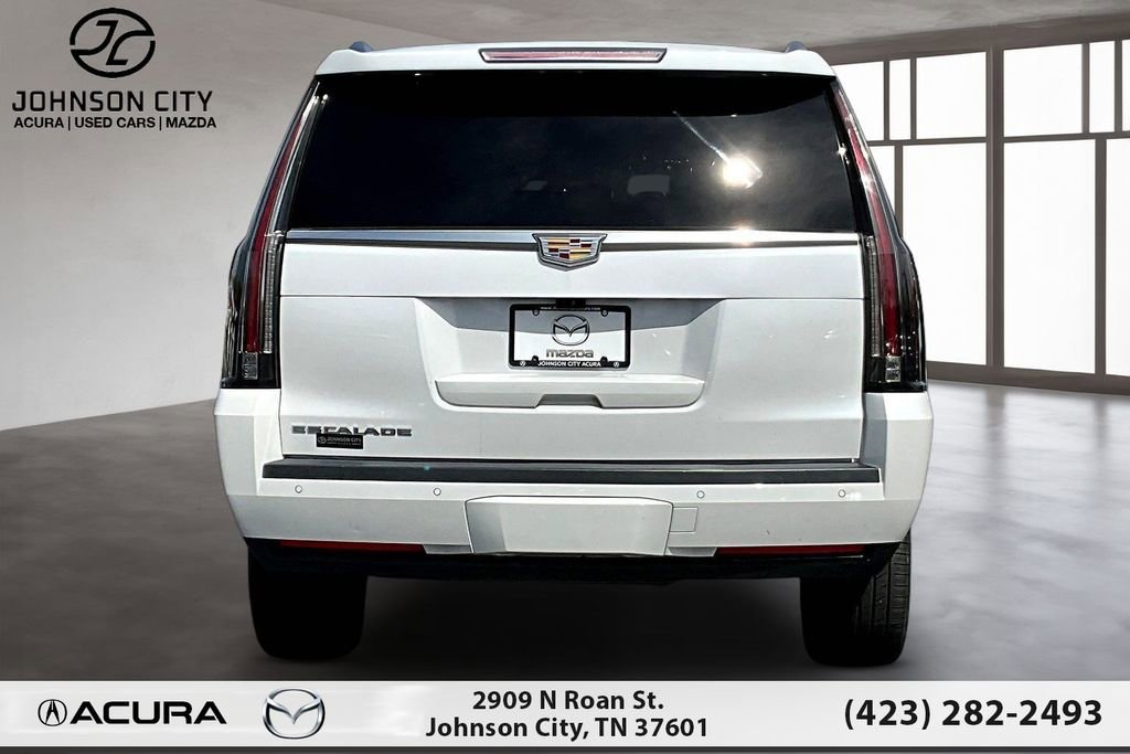 Used 2020 Cadillac Escalade ESV Premium Luxury image 4