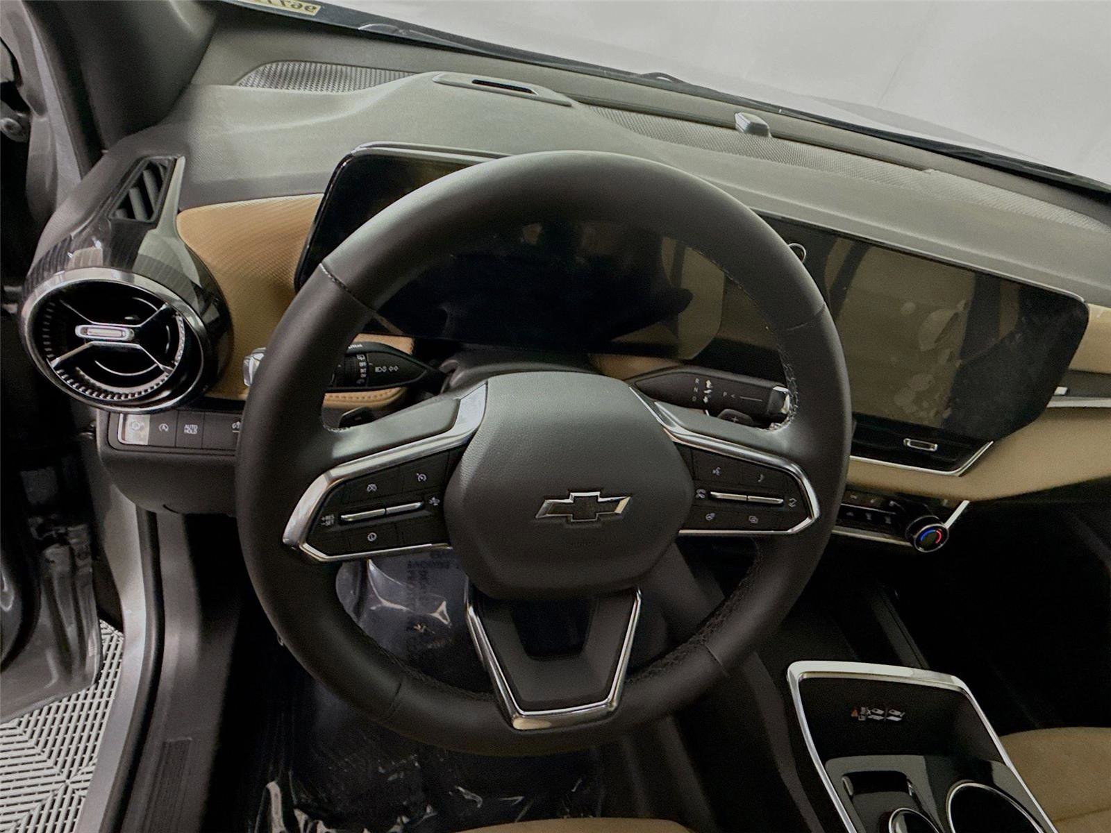 New 2026 Chevrolet Equinox ACTIV w/ Convenience Package III image 6