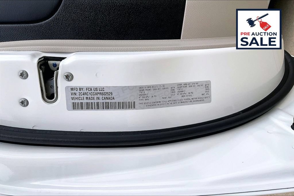 Used 2023 Chrysler Voyager LX FWD image 34