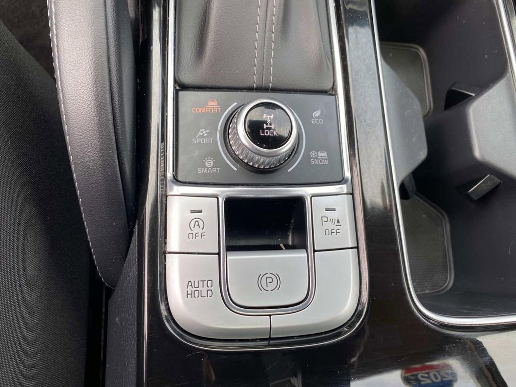 Used 2022 Kia Telluride EX w/ EX Premium Package image 17