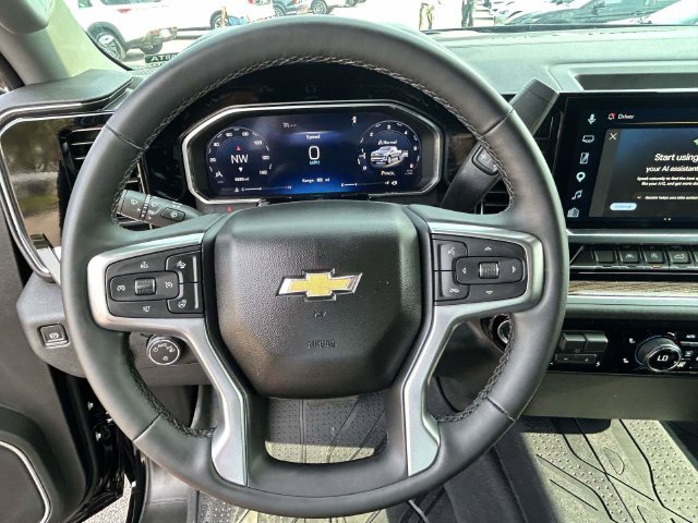 Used 2026 Chevrolet Silverado 1500 LT w/ Leather Package AWD/4WD image 7