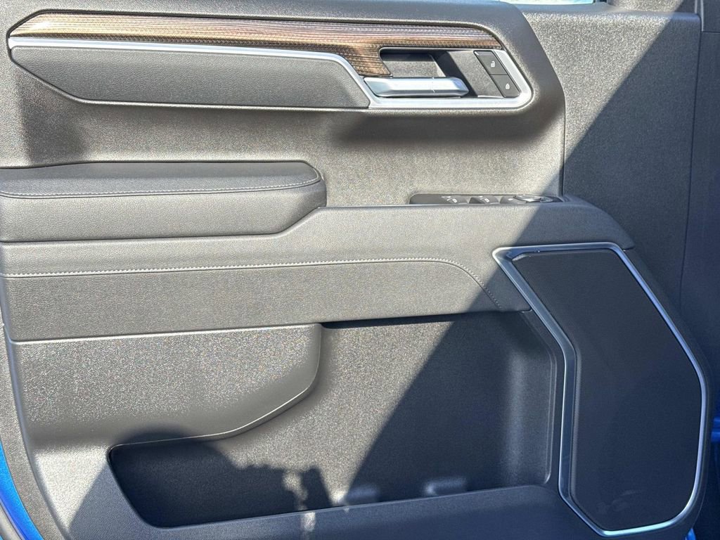 New 2026 Chevrolet Silverado 1500 LT AWD/4WD image 8