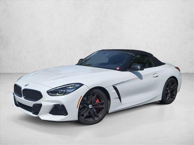 Used 2022 BMW Z4 M40i w/ Premium Package RWD image 2