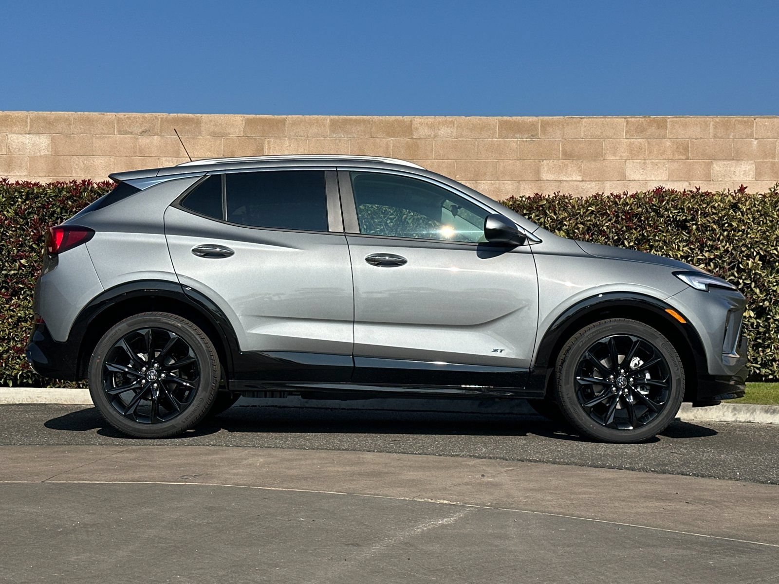 New 2026 Buick Encore GX Sport Touring w/ Comfort Package FWD video 3
