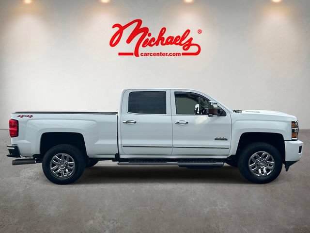 Used 2019 Chevrolet Silverado 3500 High Country w/ Duramax Plus Package AWD/4WD image 2