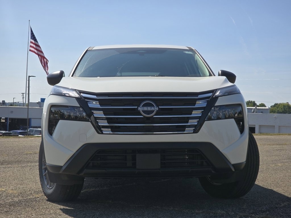 New 2026 Nissan Rogue S image 6