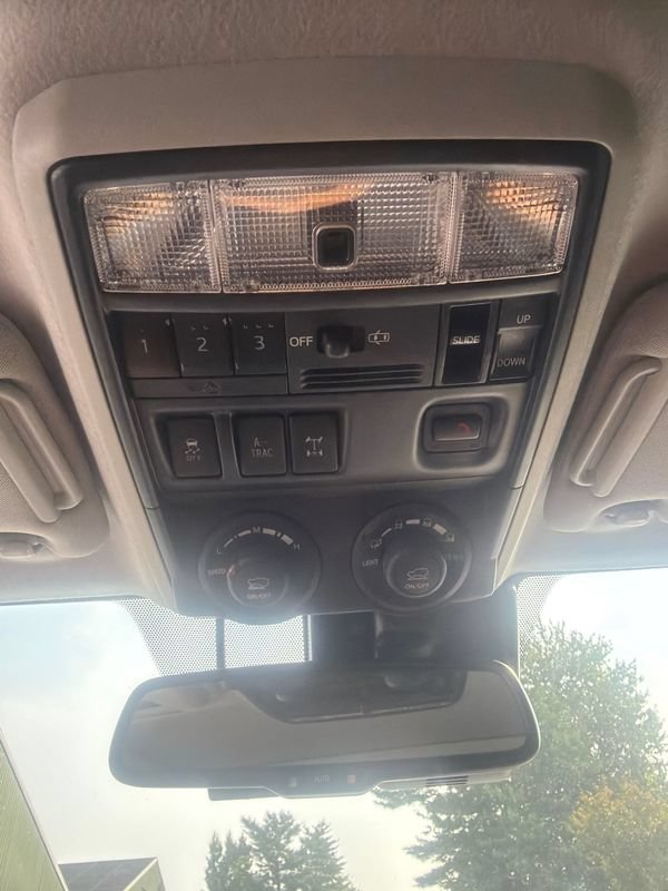 Used 2020 Toyota 4Runner Venture w/ Moonroof Package AWD/4WD image 24