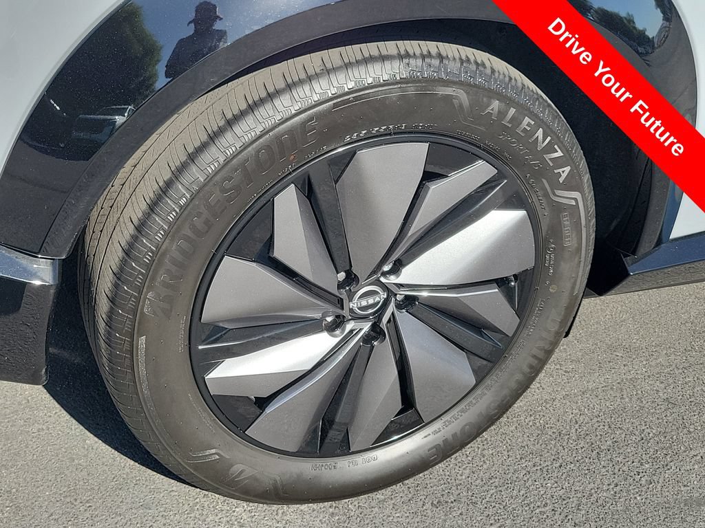 Used 2025 Nissan Ariya FWD image 30