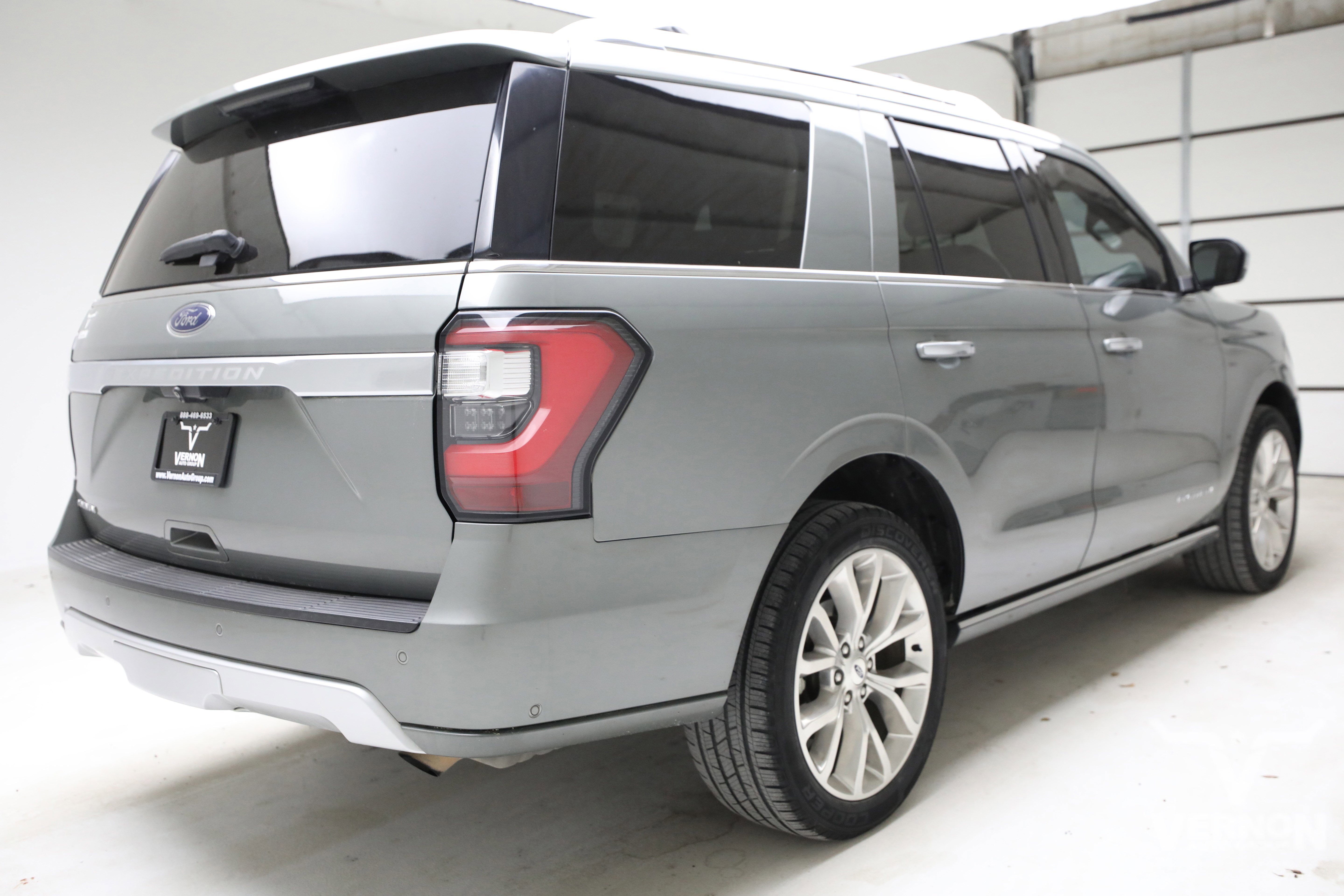 Used 2019 Ford Expedition Platinum image 5