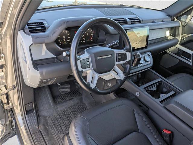 Used 2023 Land Rover Defender 130 SE AWD/4WD image 9