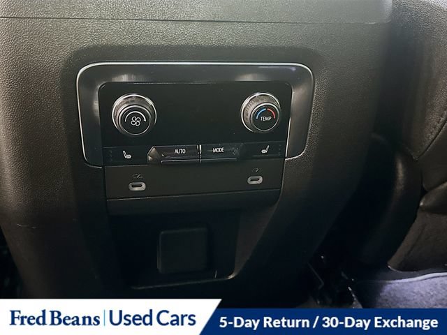Used 2024 Chevrolet Tahoe LT w/ Luxury Package AWD/4WD image 32