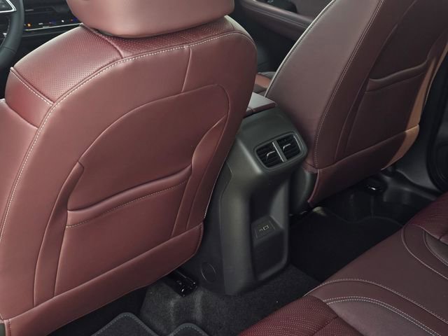 New 2026 Buick Envision Sport Touring image 27