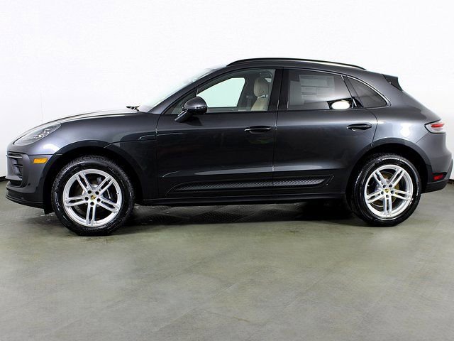 New 2026 Porsche Macan image 2