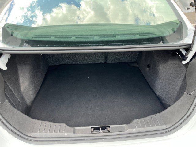 Used 2017 Ford Focus SE image 4