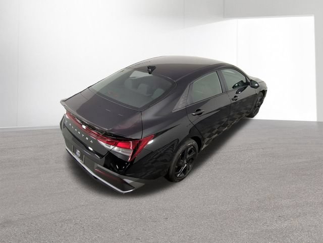 New 2026 Hyundai Elantra Sport FWD image 36