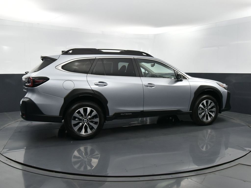 New 2025 Subaru Outback Limited image 29