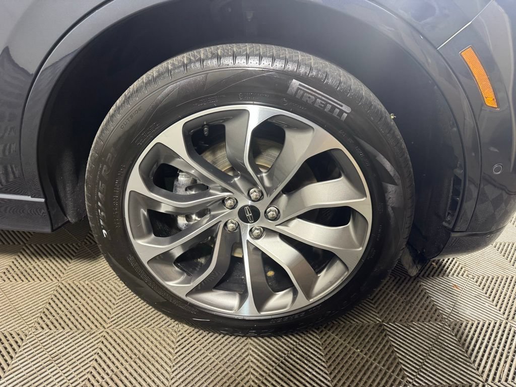 Certified 2023 Lincoln Aviator Grand Touring w/ Equipment Group 301A AWD/4WD image 11