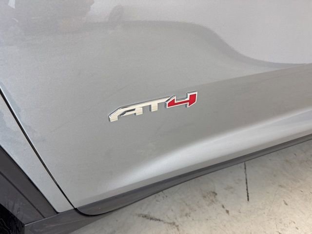 Used 2025 GMC Acadia AT4 image 6