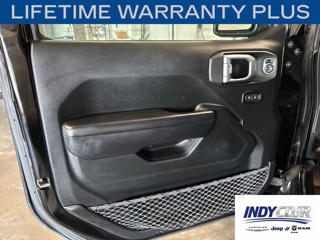 Used 2018 Jeep Wrangler Unlimited Sport S AWD/4WD image 8