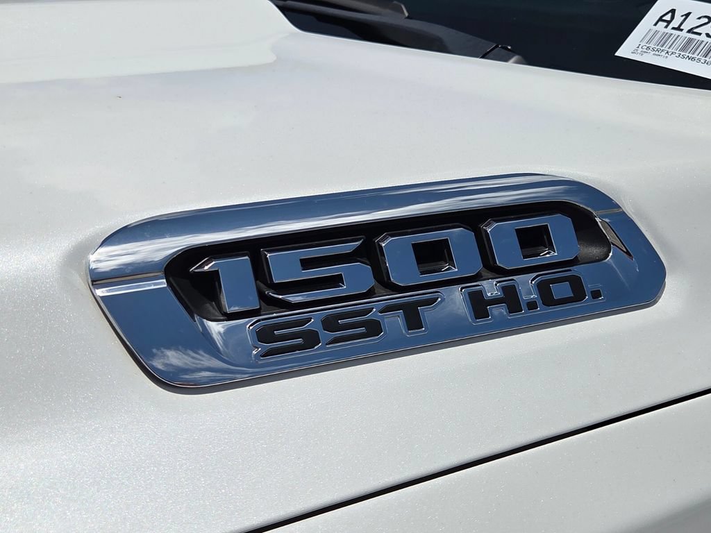 Certified 2025 RAM 1500 Tungsten AWD/4WD image 15