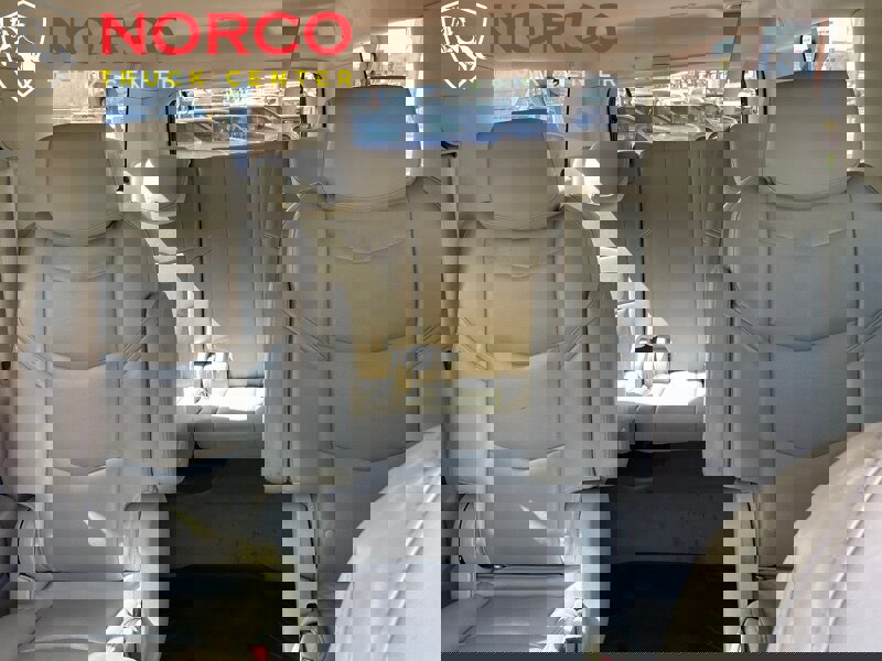 Used 2019 Cadillac Escalade ESV Luxury image 49