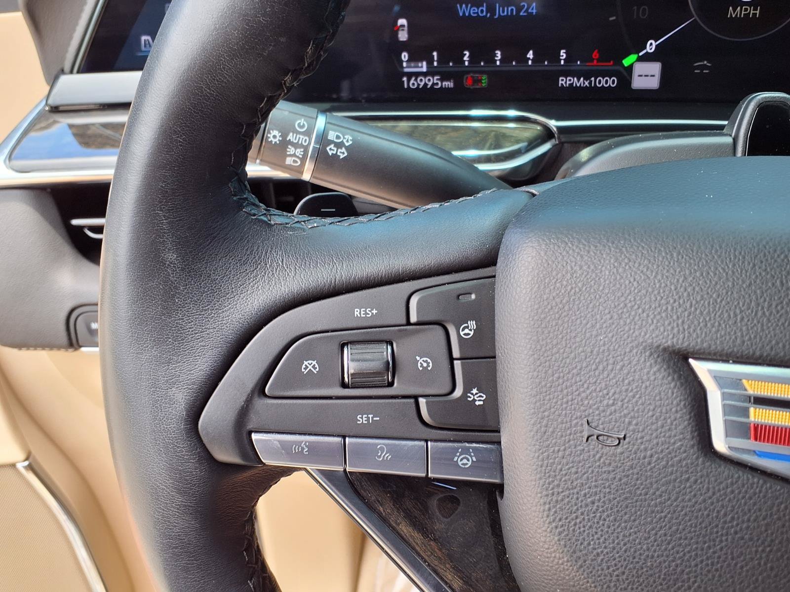 Certified 2024 Cadillac Escalade ESV Premium Luxury RWD image 34