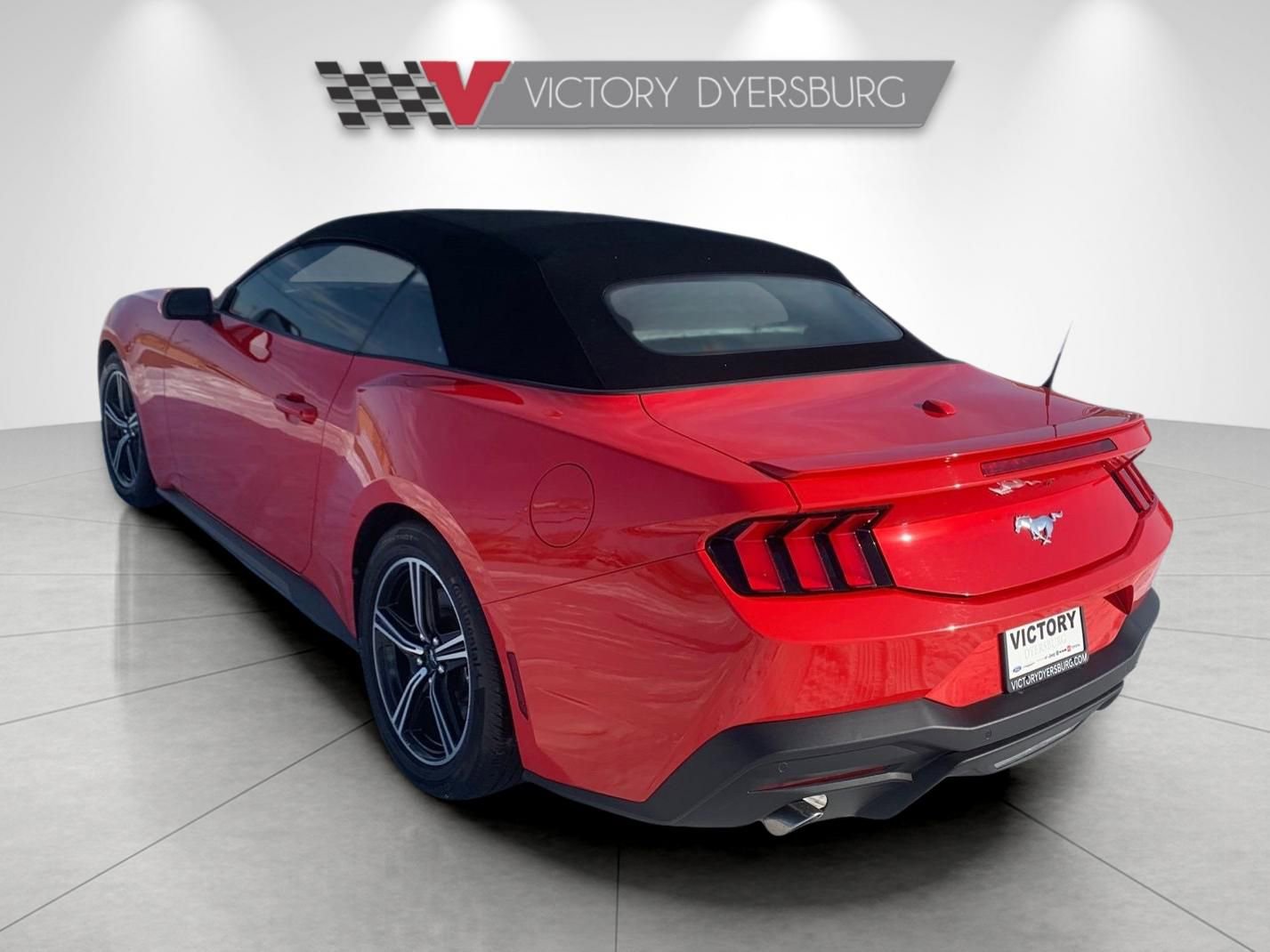Used 2024 Ford Mustang Premium image 6