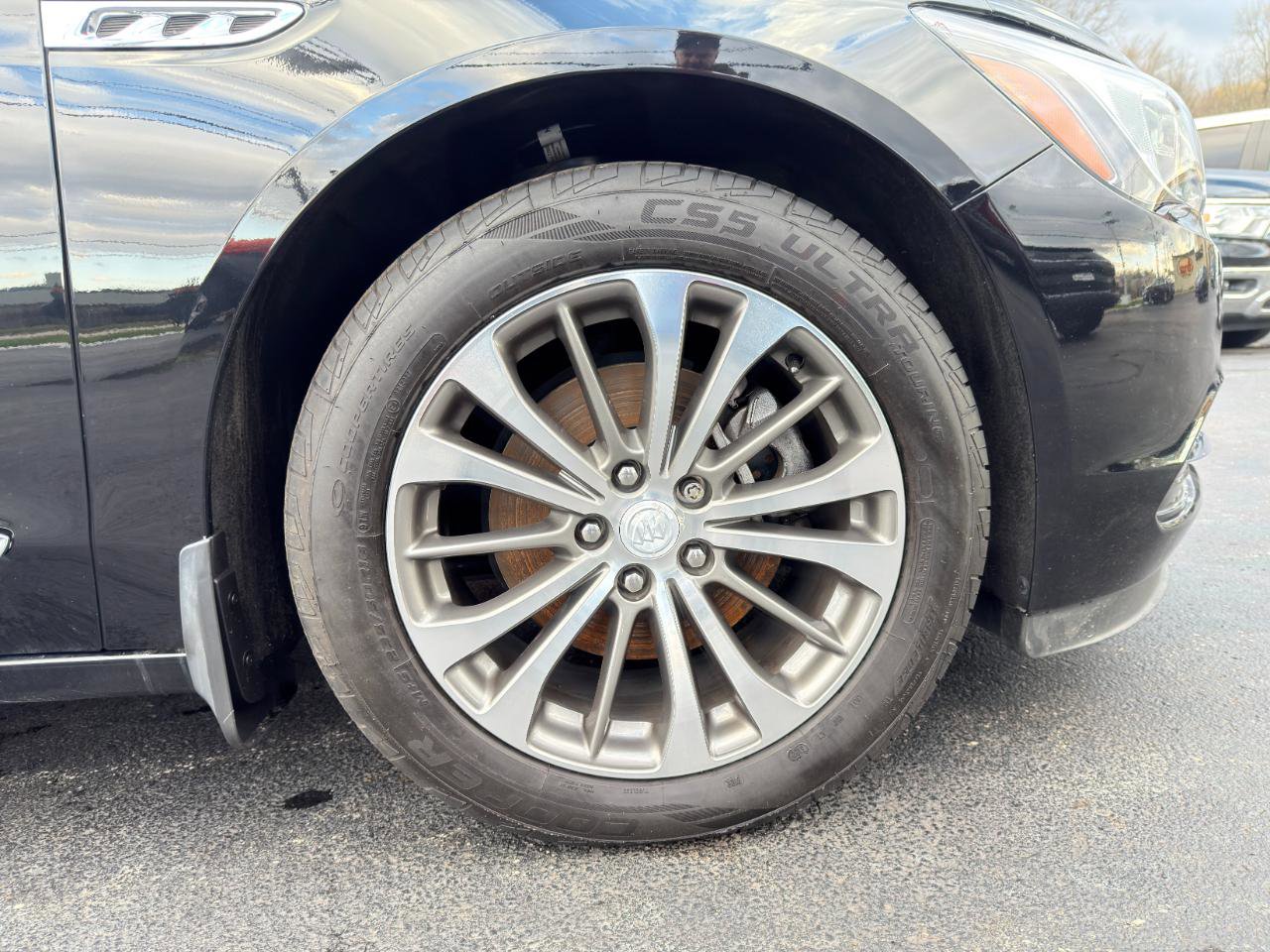 Used 2019 Buick LaCrosse Essence w/ Sun and Shade Package image 12