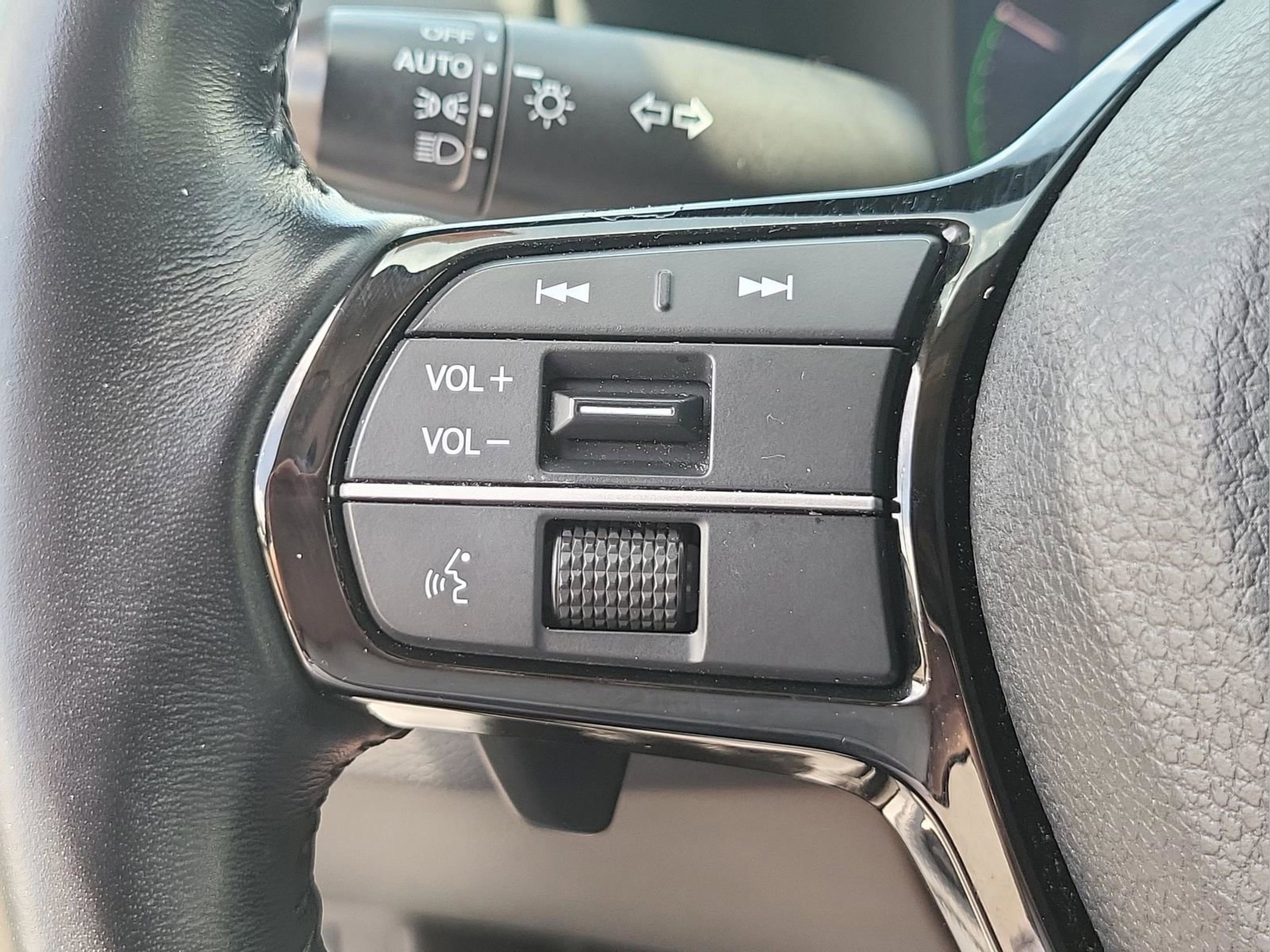 Used 2023 Honda Accord Touring image 13