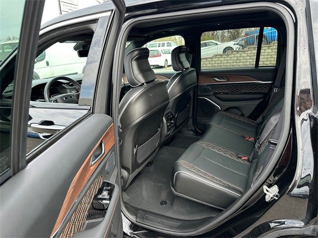 Used 2024 Jeep Grand Cherokee Summit w/ Adv Protech Group IV image 12