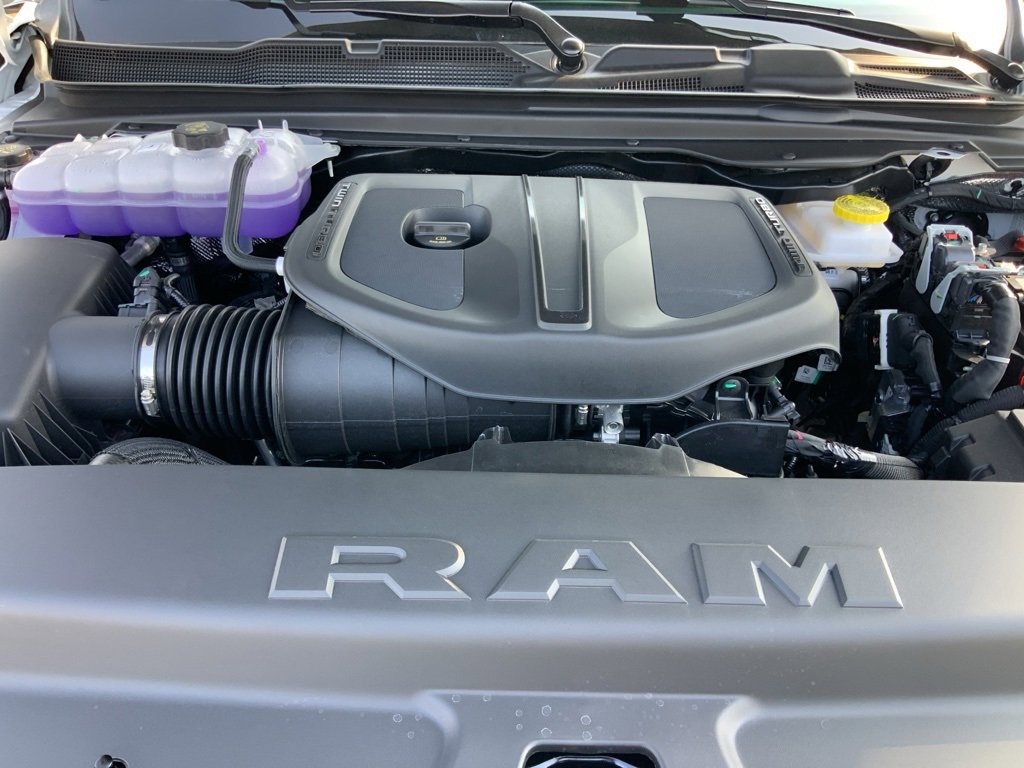 New 2026 RAM 1500 2WD Crew Cab image 13