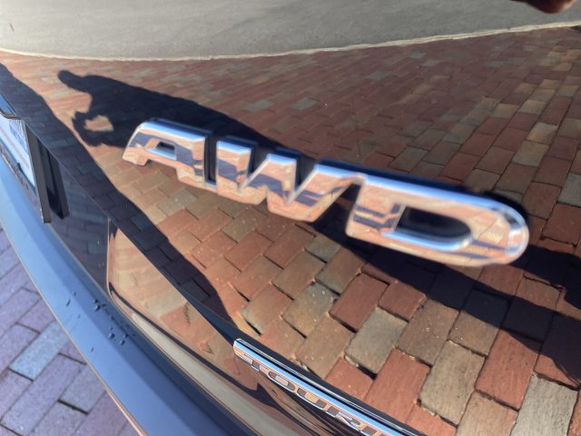 Used 2020 Honda CR-V Touring image 32