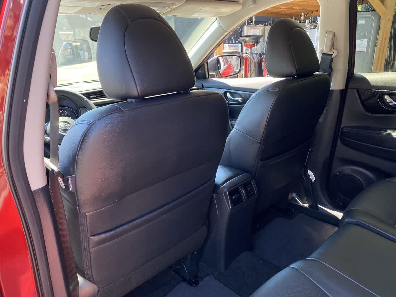 Used 2019 Nissan Rogue SL w/ Premium Package AWD/4WD image 17