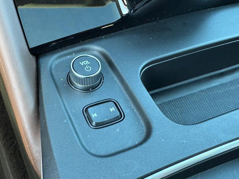 Used 2025 Acura MDX SH-AWD w/ Technology Package image 26